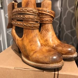 Bed Stu Lorn Boots size 7.5